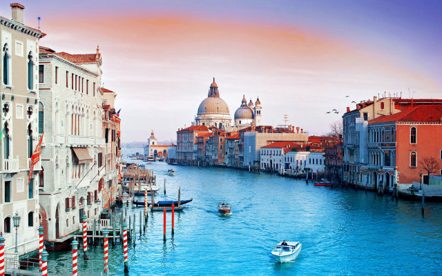 Boat canal venice pinksky church free wallpaper for desktop - medium preview image