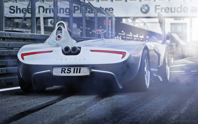White sports car race track #18 free wallpaper for desktop - medium preview image