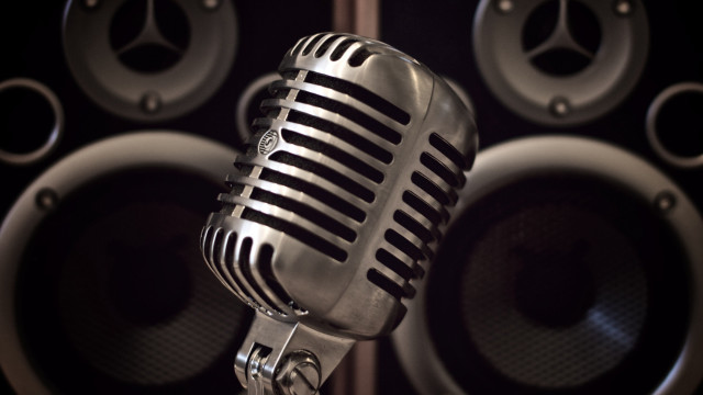 Microphone speakers wall background sound free wallpaper for desktop - medium preview image