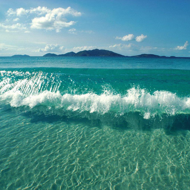 Breaking wave ocean small island #3 free wallpaper for tablet - medium preview image