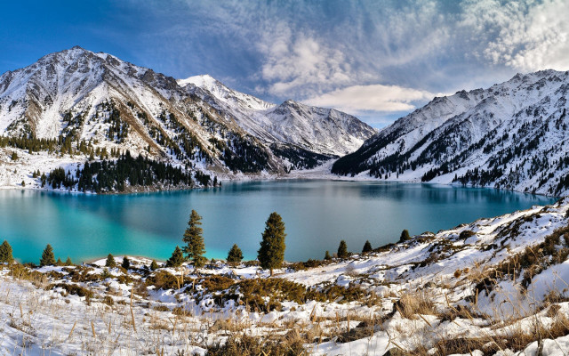 Lake snow covered mountains cloudy free wallpaper for desktop - medium preview image