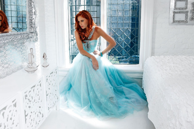 Woman blue dress room mirror free wallpaper for desktop - medium preview image