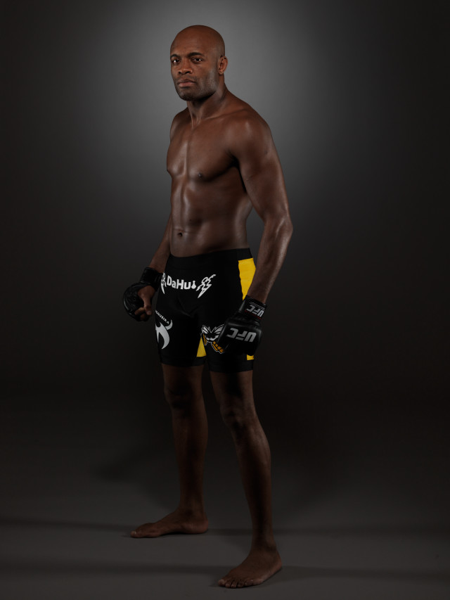 Dark skinned man cobra bulge free wallpaper for mobile - medium preview image