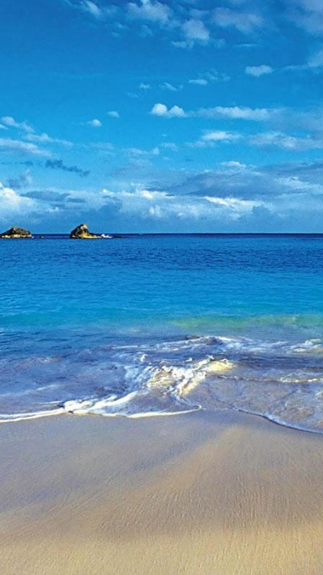 Beach boat blue sky clouds free wallpaper for mobile - medium preview image