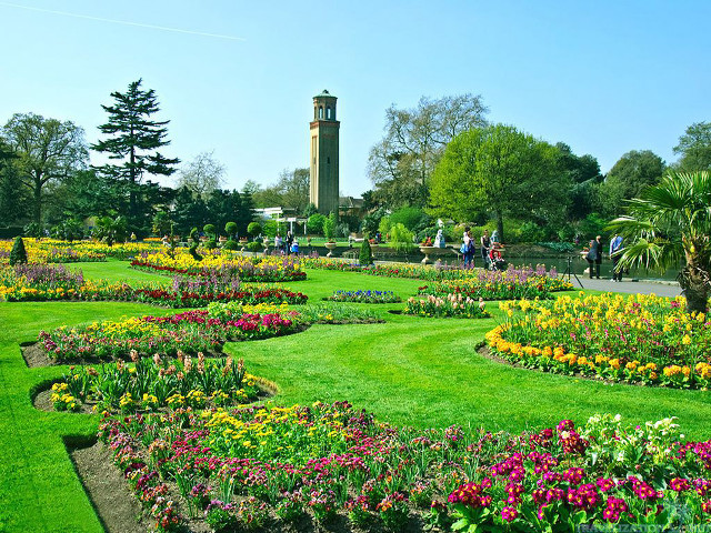 Garden clocktower people walking distance free wallpaper for desktop - medium preview image