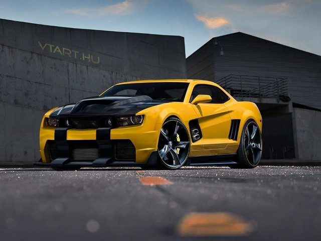 Yellow sports car utah building free wallpaper for desktop - medium preview image