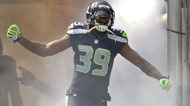 Football player hands up helmet free wallpaper for desktop - medium preview image