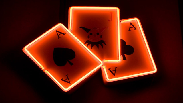 Neon playing cards skull jack free wallpaper for desktop - medium preview image