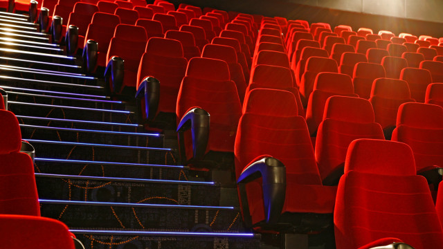 Red chairs theater blue seats free wallpaper for desktop - medium preview image