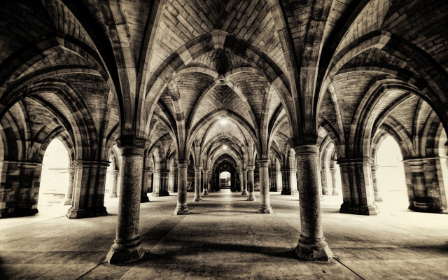 Black white building arches pillars free wallpaper for desktop - medium preview image