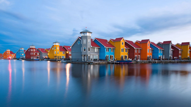 Houses lake dock lighthouse row free wallpaper for desktop - medium preview image
