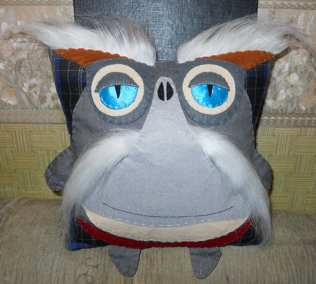 Stuffed blue nose couch pillow free wallpaper for tablet - medium preview image