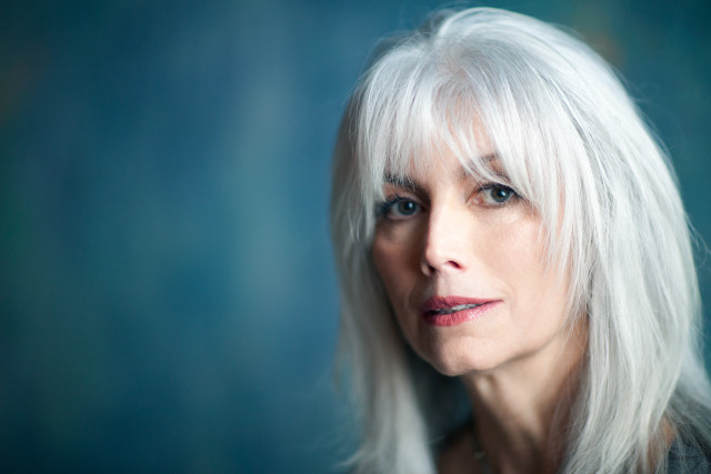 Woman white hair gray shirt free wallpaper for desktop - medium preview image