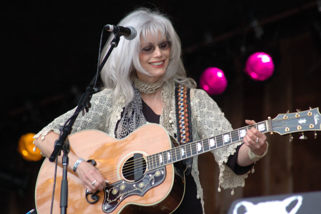 Woman white hair guitar stage free wallpaper for desktop - medium preview image