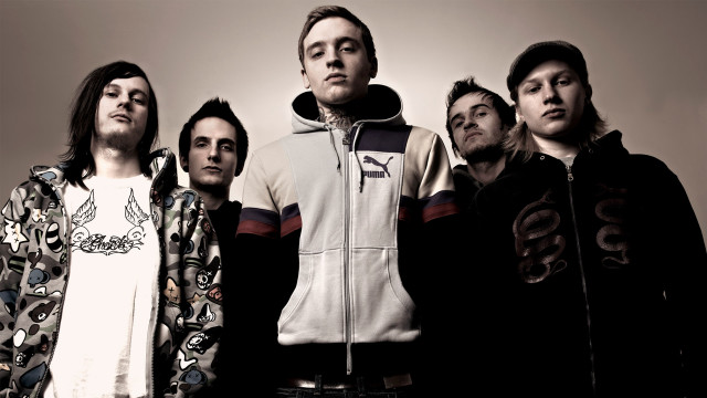 Group men wall white background #2 free wallpaper for desktop - medium preview image