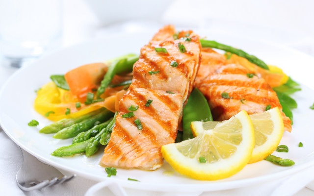 Salmon asparagus lemon white plate free wallpaper for desktop - medium preview image