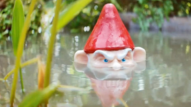Small red gnome water red free wallpaper for desktop - medium preview image
