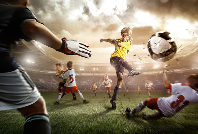 Soccer players field sky clouds free wallpaper for desktop - medium preview image