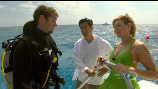 Man woman boat scuba instructor free wallpaper for desktop - medium preview image