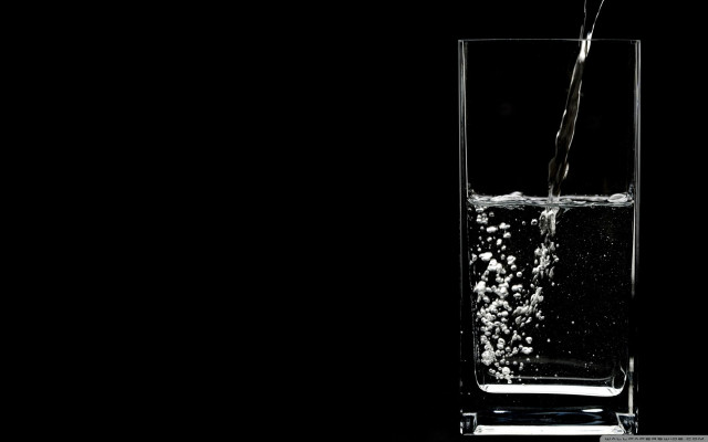Glass water pour black background free wallpaper for desktop - medium preview image