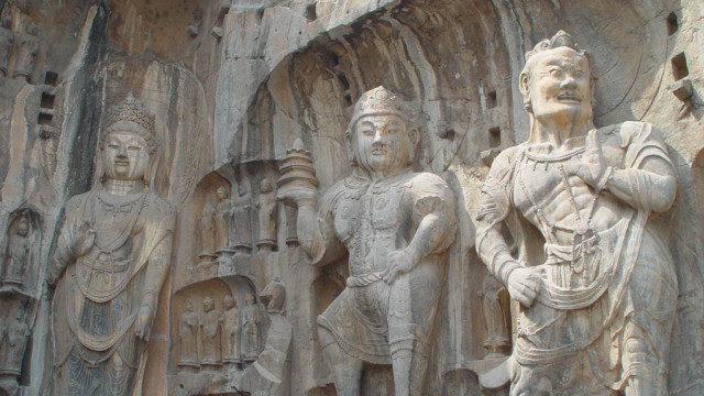 Statues group men women stone free wallpaper for desktop - medium preview image