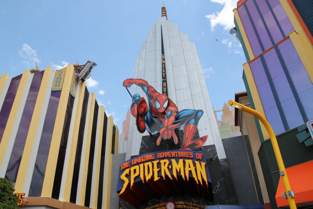 Movie theater sign city tall free wallpaper for desktop - medium preview image