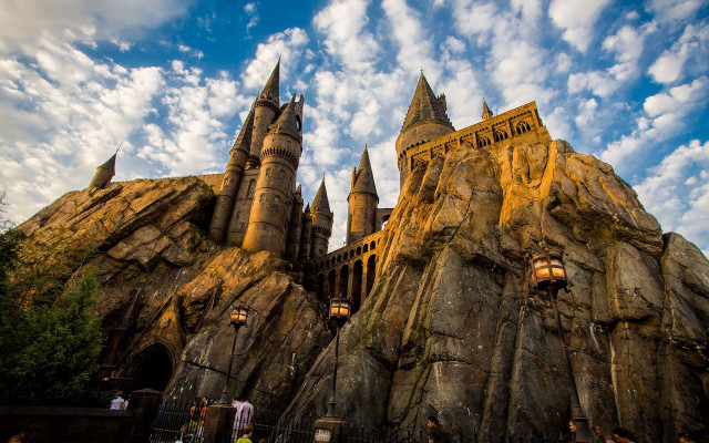 Castle people sky clouds background #2 free wallpaper for desktop - medium preview image