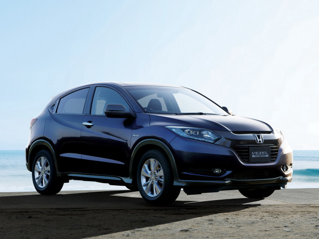 Blue honda crv beach ocean free wallpaper for desktop - medium preview image