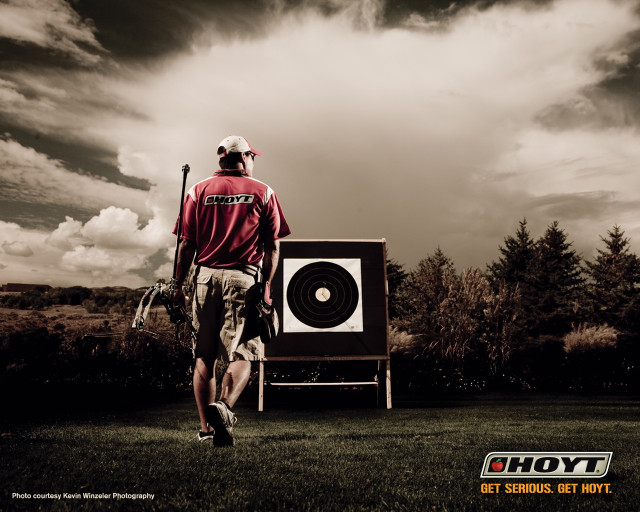 Man standing target field golf free wallpaper for desktop - medium preview image