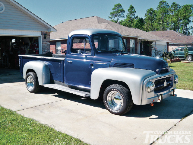 Blue truck parked house driveway free wallpaper for desktop - medium preview image