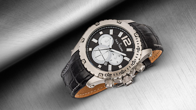 Watch black white dial silver free wallpaper for desktop - medium preview image