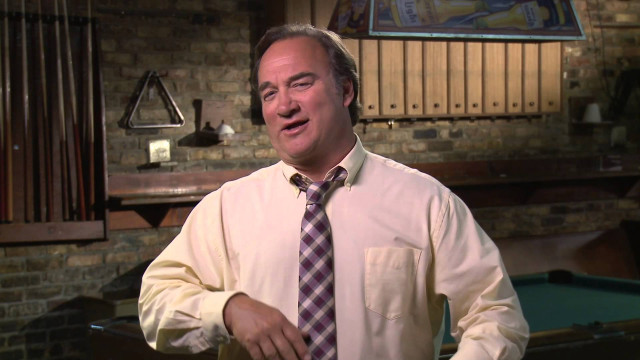 Man tie standing room pool free wallpaper for desktop - medium preview image