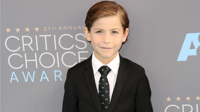 Young boy suit tie awards free wallpaper for desktop - medium preview image