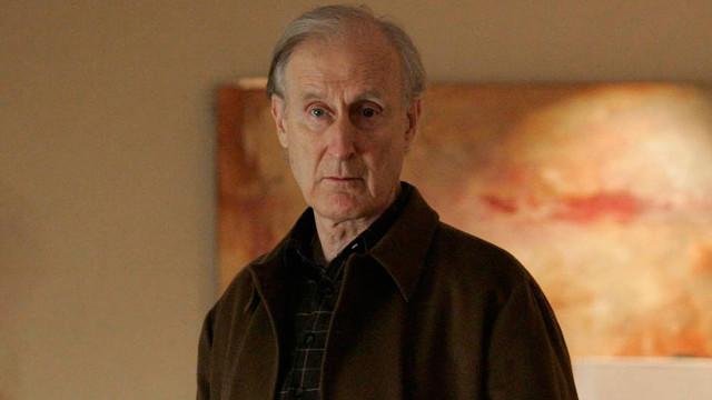 Man standing painting room brown free wallpaper for desktop - medium preview image