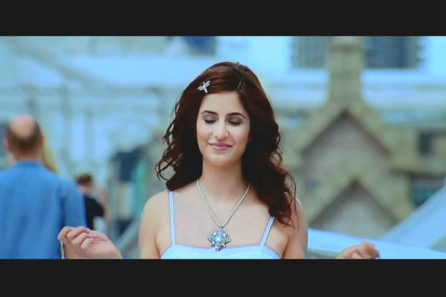 Woman blue dress walking street free wallpaper for desktop - medium preview image