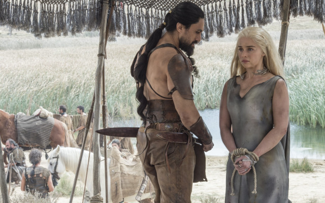 Man woman umbrella field cows free wallpaper for desktop - medium preview image