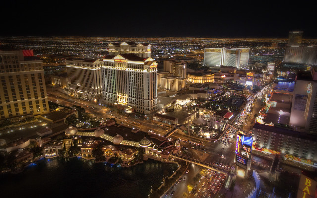 City night bridge buildings lights free wallpaper for desktop - medium preview image