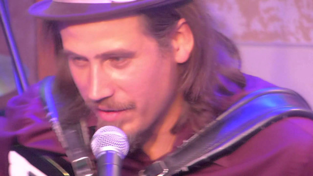 Man hat microphones steampunk impressionist free wallpaper for desktop - medium preview image