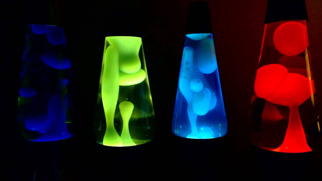 Three vases dark table colors free wallpaper for desktop - medium preview image