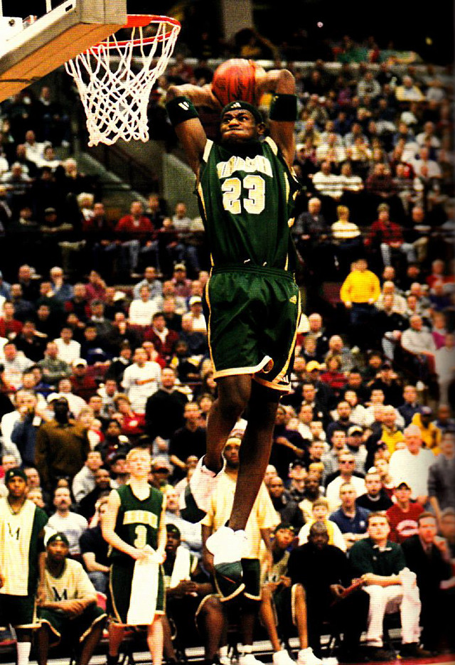 Man dunking basketball crowd stadium free wallpaper for mobile - medium preview image