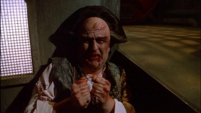 Man knife bloody face horror free wallpaper for desktop - medium preview image