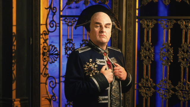 Man uniform gate tie portrait free wallpaper for desktop - medium preview image