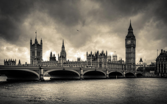 Big ben parliament cloudy london free wallpaper for desktop - medium preview image