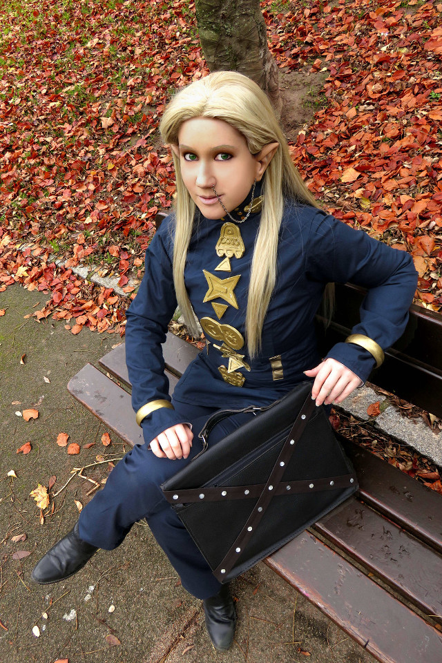 Woman uniform bench bag tree free wallpaper for mobile - medium preview image