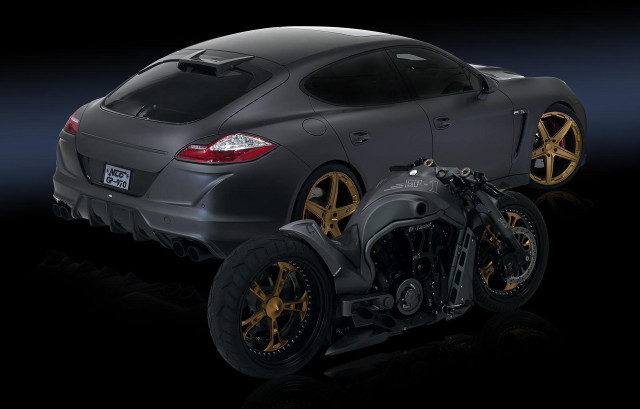 Black sports car gold rims #3 free wallpaper for desktop - medium preview image