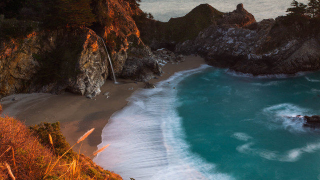 Beach waterfall cliff trees lake free wallpaper for desktop - medium preview image