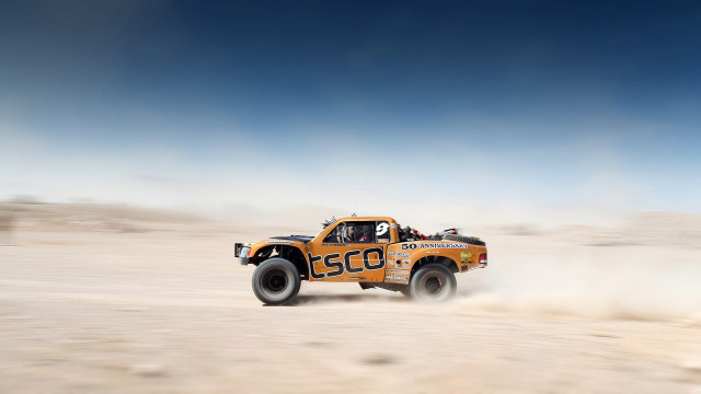 Truck desert sunny day dust free wallpaper for desktop - medium preview image
