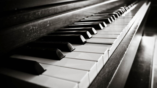 Piano closeup black white keys free wallpaper for desktop - medium preview image
