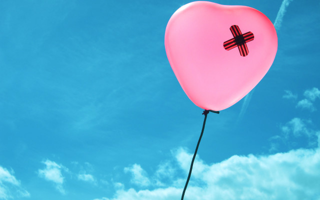 Pink heart balloon cross blue free wallpaper for desktop - medium preview image