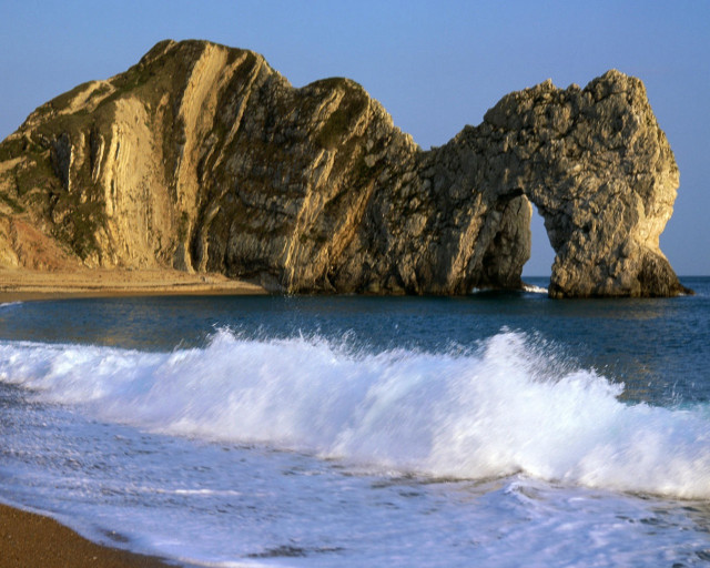 Large rock formation beach ocean #3 free wallpaper for desktop - medium preview image
